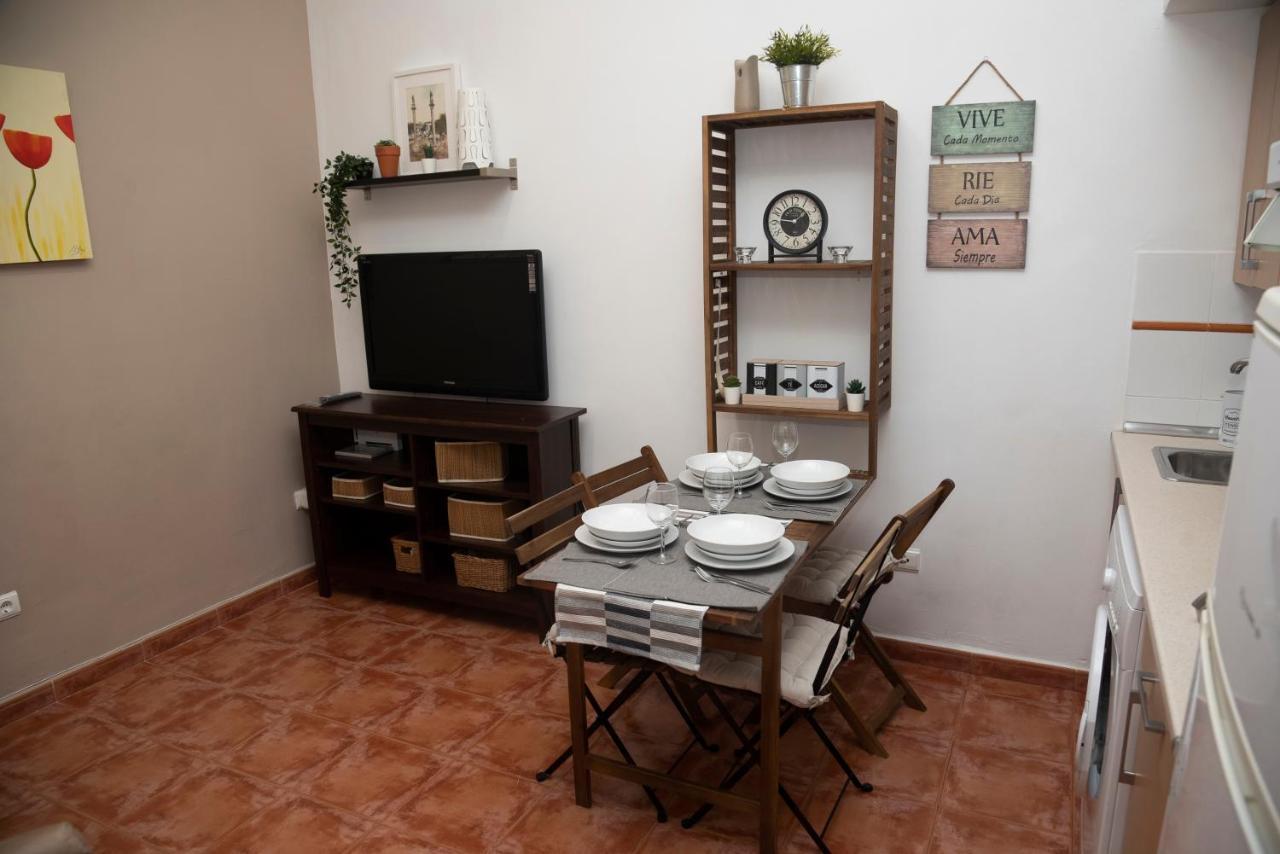 180 Home Apartamento En El Centro Buena Ubicacion Peral 塞维利亚 外观 照片